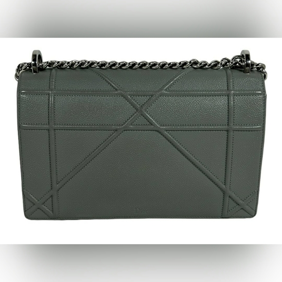 Dior Diorama - Picture 3 of 9